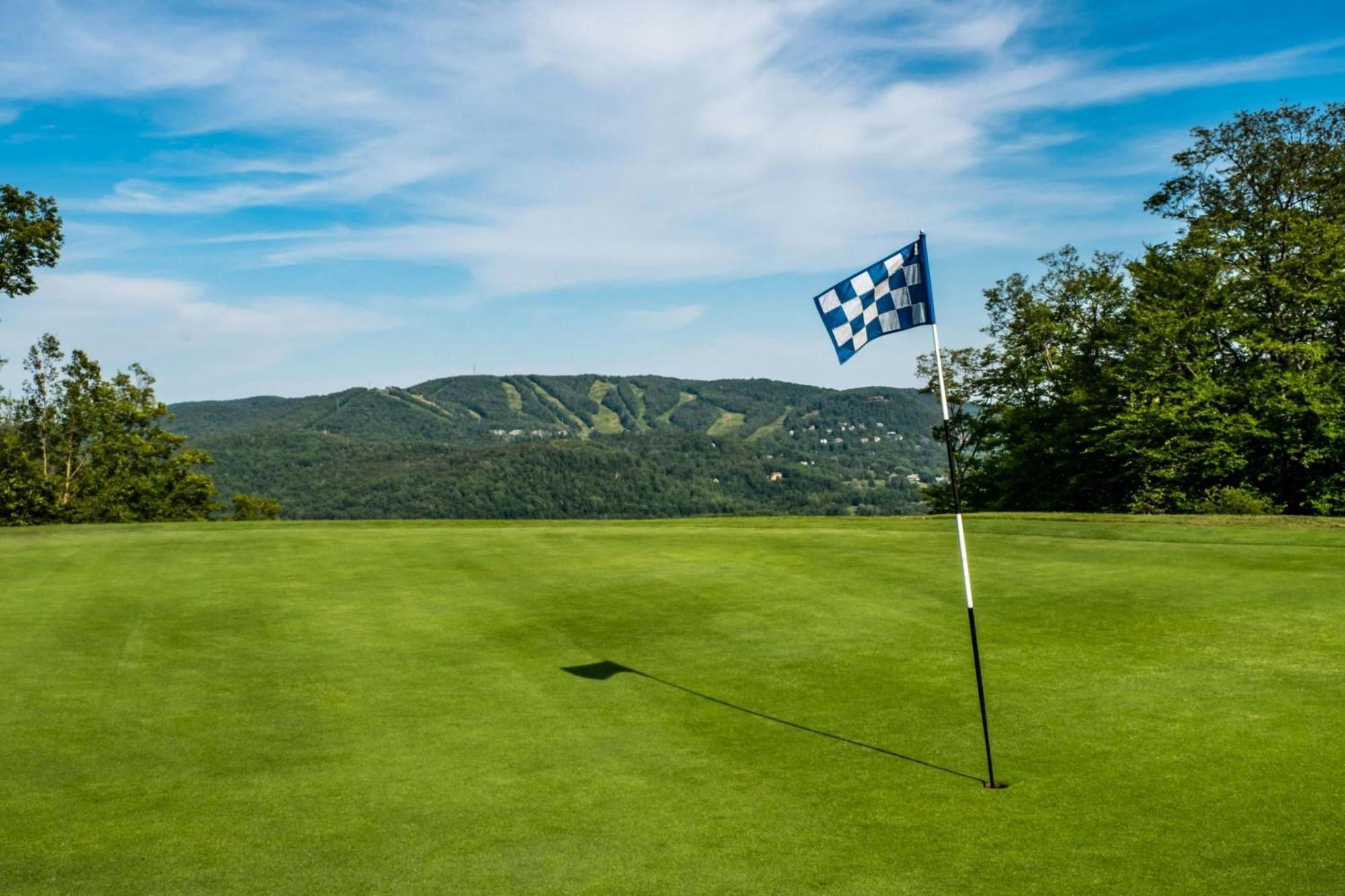 Mont Gabriel, Sainte-Adele, A Tribute Portfolio Resort Экстерьер фото