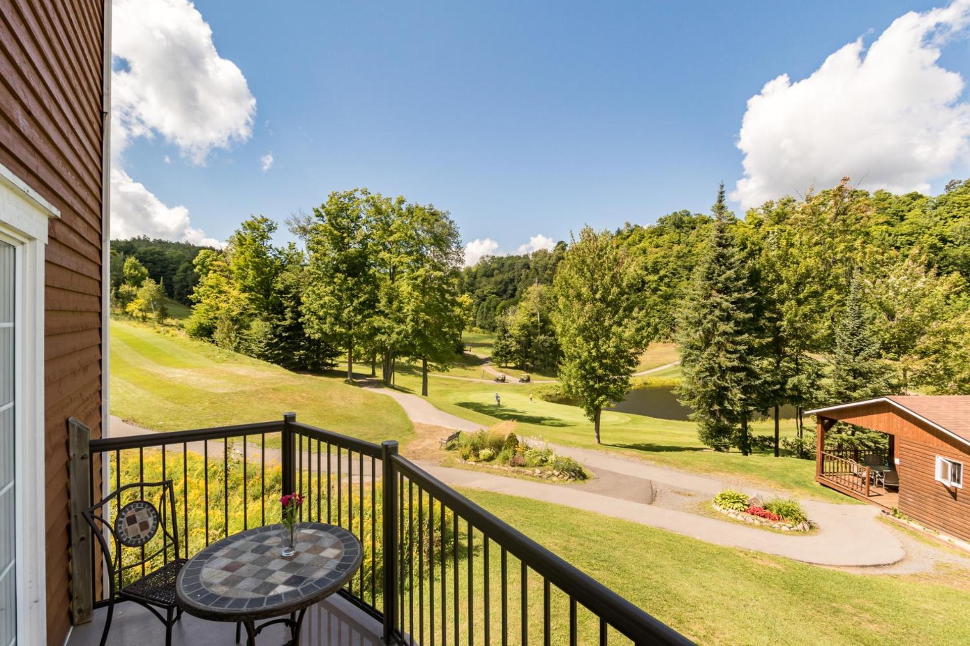 Mont Gabriel, Sainte-Adele, A Tribute Portfolio Resort Экстерьер фото